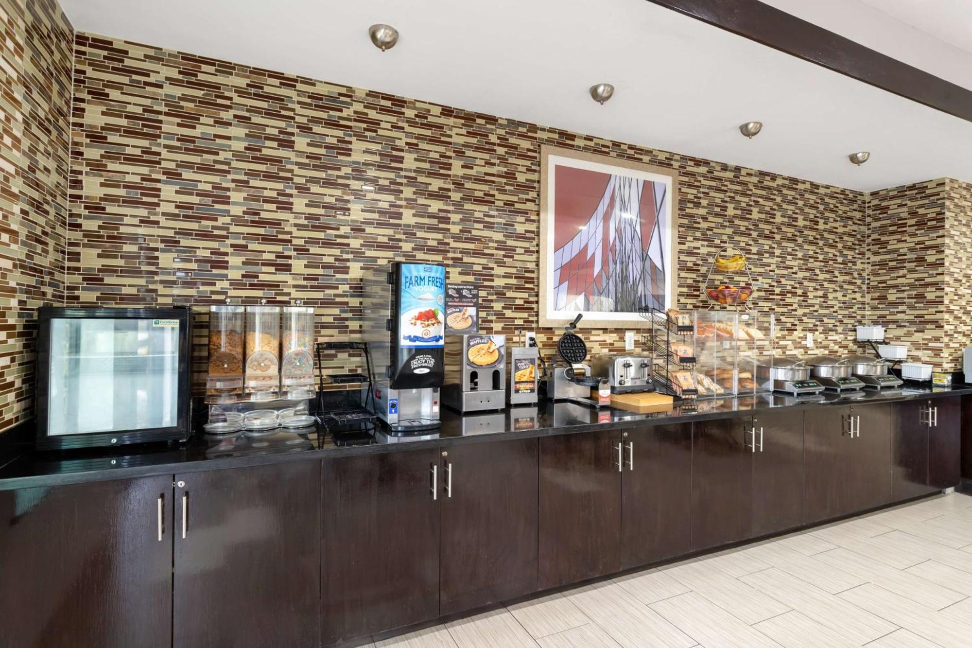 Best Western Casino Inn Vinton Zewnętrze zdjęcie